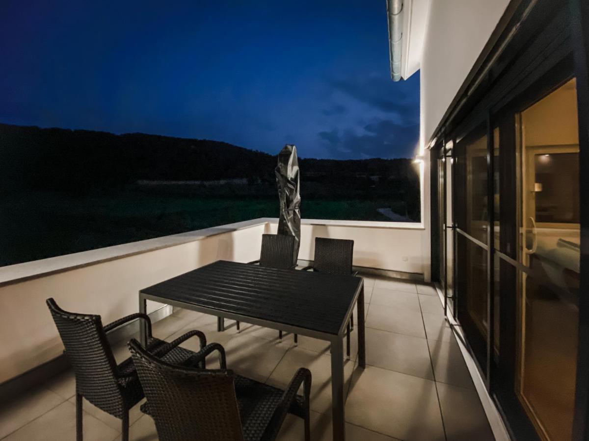 Wunderschoene Helle Wohnung Mit Grosser Dachterrasse Gottmadingen Exteriér fotografie