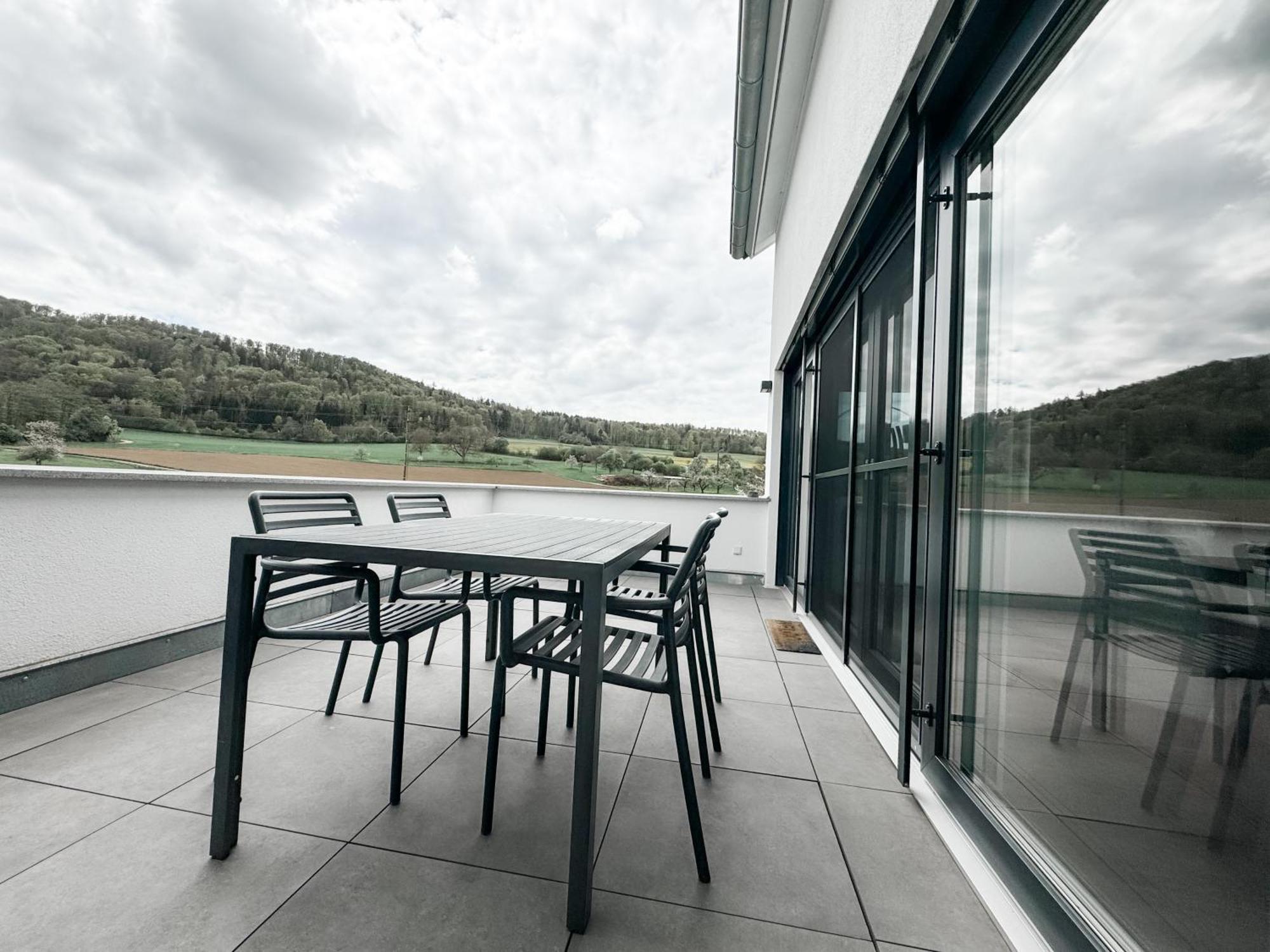 Wunderschoene Helle Wohnung Mit Grosser Dachterrasse Gottmadingen Exteriér fotografie